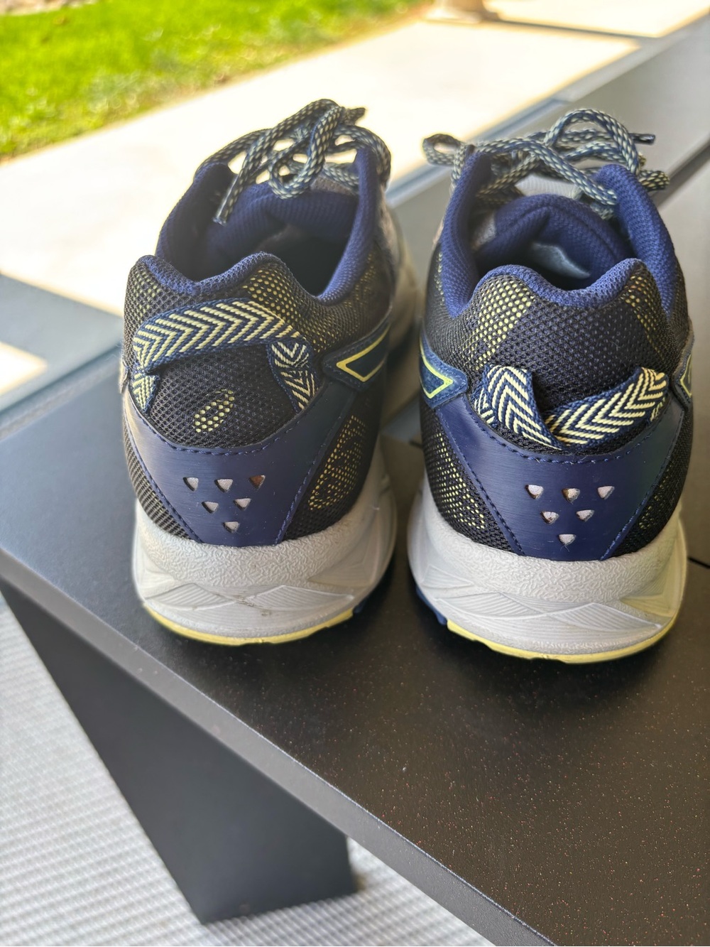 Asics Gray Athletic Shoes with Yellow Accents size 7.5 - Picture 3 of 6